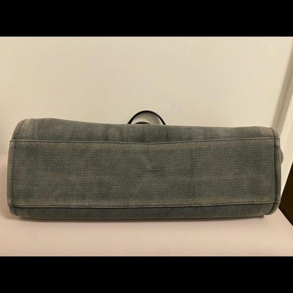Authentic Chanel Deauville big tote - Picture 9 of 16